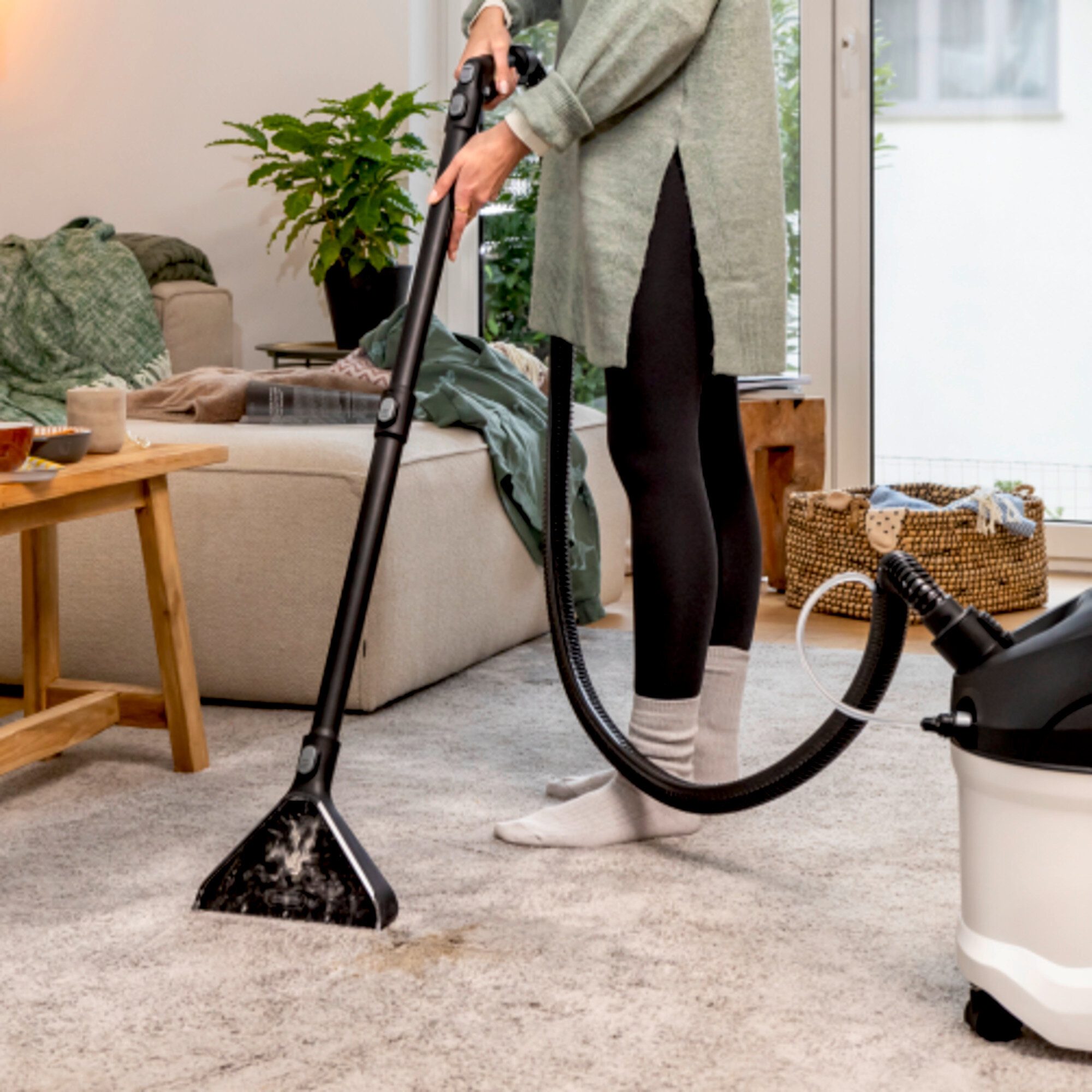 Моющий пылесос Karcher SE 5 - <h3>Испытанная технология Karcher для достижения оптимальных результатов уборки</h3>
<p>
	 Тщательная очистка текстильных поверхностей. Быстрая и легкая уборка по высокоэффективной технологии экстракции. Низкая остаточная влажность для быстрого высыхания текстильных поверхностей.
</p>