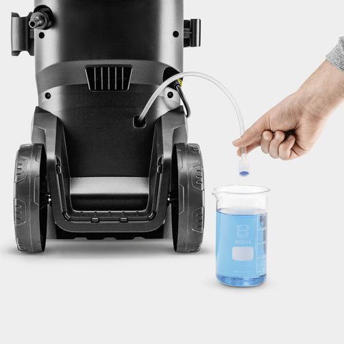 Мойка высокого давления Karcher K 7 WCM - <h3>Высокая производительность</h3>
Мотор водяного охлаждения впечатляет своей производительностью и долговечностью.