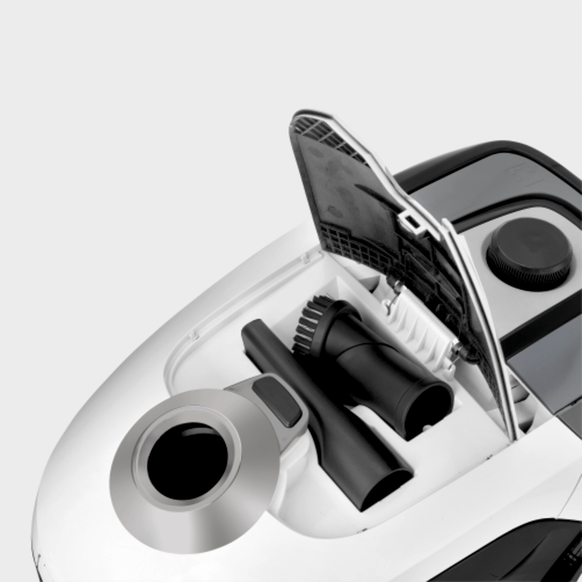 Пылесос сухой уборки Karcher VC 2 - <h3>Удобная система фильтрации с фильтр-мешками</h3>
Легок в обращении Никакого контакта с пылью.