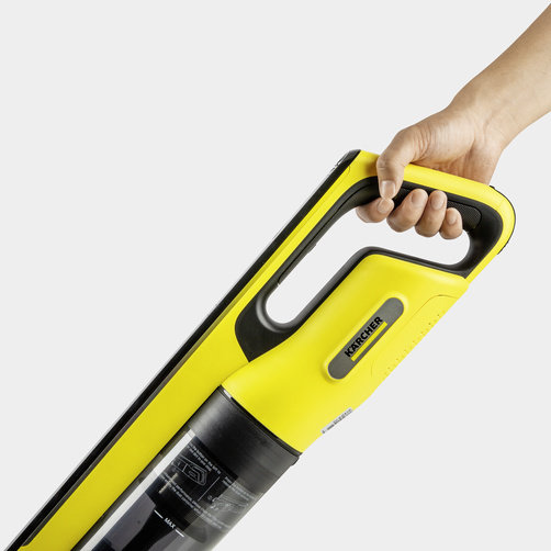 Вертикальный аккумуляторный пылесос Karcher VC 4s Cordless Plus - <h3>Удобство выполнения работ</h3>
<p>
	 Узкий корпус и оптимальное распределение массы для уборки без переутомления. Запатентованная конструкция выключателя и двойной рукоятки для максимального удобства в работе. Насадка для пола с поворачивающимся на 180° шарниром для легкого маневрирования вокруг мебели.
</p>